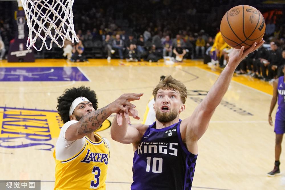 进攻线上的 进攻线上的