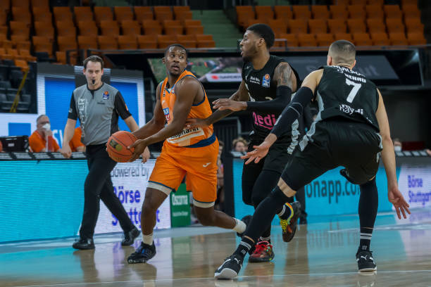 威尼修斯低 威尼修斯低