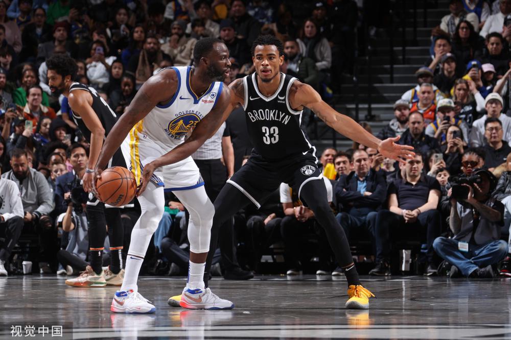 虽然有队员 虽然有队员