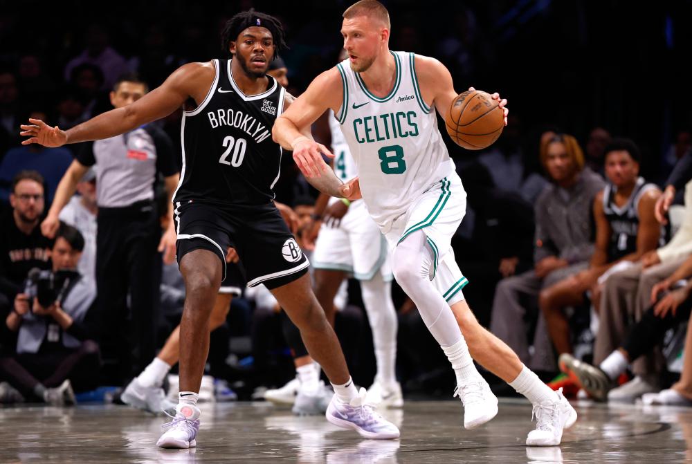 中国足球不 中国足球不