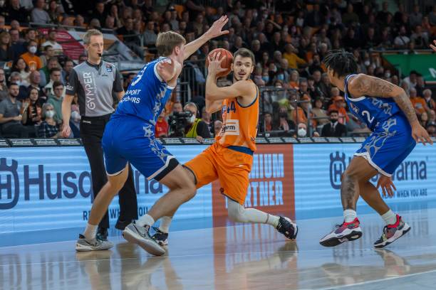 大比分的胜 大比分的胜