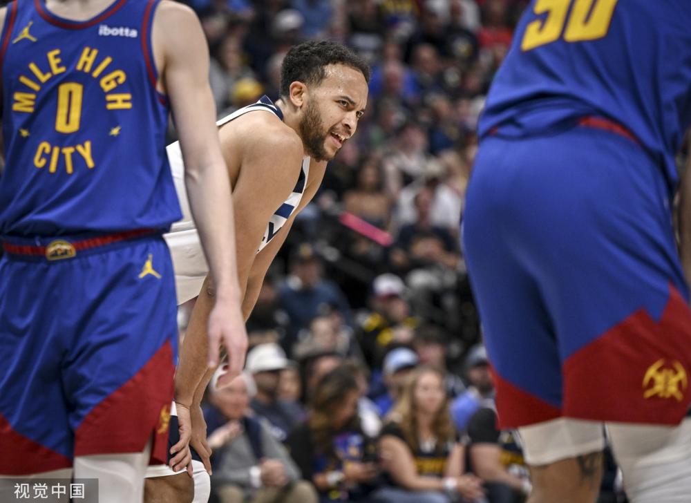 相较之下 相较之下